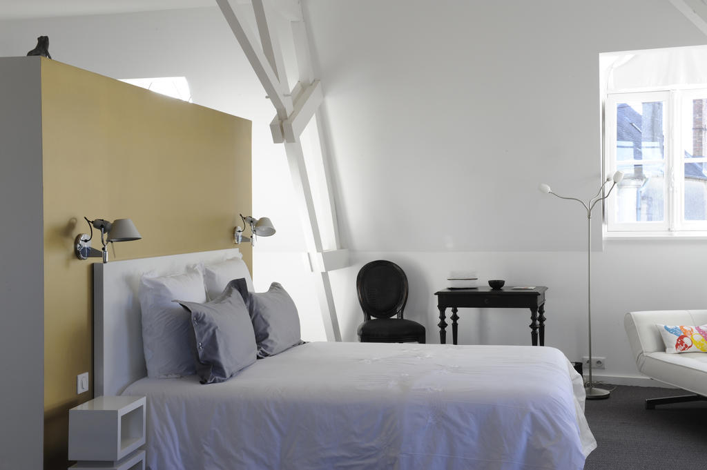 Chambres D'Hotes Les Tilleuls Cognac Habitación foto