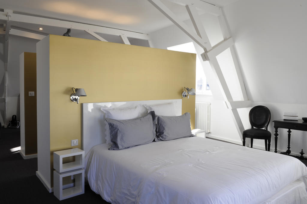 Chambres D'Hotes Les Tilleuls Cognac Habitación foto